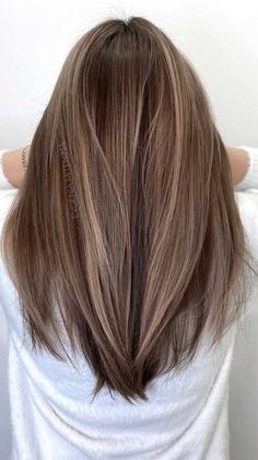 Hairstyles Color, Color Hairstyles, Best Hair Color, Brown Hair Inspo, Brunette Hair With Highlights, Gorgeous Hair Color, Hair Color Light Brown, Brown Hair Balayage, Light Hair Color