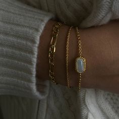 The perfect dainty stone bracelet to add just the right amount of sparkle to any wrist. Wear it alone for a stand out look, or pair it with the ever so loved Aura Necklace. Money Bracelet, Boujee Lifestyle, Gold Bracelet Stack, Evry Jewels, Aura Necklace, Gold Bracelets Stacked, Dainty Gold Bracelet, Jewel Necklace, Gold Bracelets