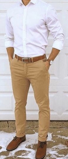 White Dress Shirt Khaki Pants Men, White Shirt And Khaki Pants Men, Khakis And White Shirt Wedding, Brown Pants White Shirt Men, Tan Pants White Shirt Men, Khaki Pants White Shirt Men, Pantalon Caqui Hombre Outfit Formal, White Shirt Beige Pants Men, Khaki Pants Outfit Men Wedding