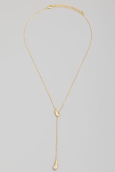 Teardrop lariat necklace Long Y Necklace, Hoco Accessories, Curated Piercings, Gold Pearl Jewelry, Gold Lariat Necklace, Fall 24, Jewelry Tattoo, Dainty Gold Necklace, Necklace Pearl