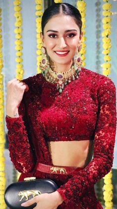 Bag Branding, Erica Fernandes, Indian Bride Outfits, Bridal Lehenga Collection, Bridal Lehenga Red, Red Lehenga, Indian Bridal Outfits, Stylish Party, Party Wear Indian Dresses