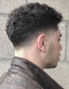 Under Fade Haircut For Men, Texture Fade Haircut, Temple Fade Haircut Men, Sharp Fade Haircut, Wavy Hair Men Haircut Fade, Temple Fade Curly Hair, Bust Fade Haircut, Textured Fade Haircut For Men, Low Fade Wavy Hair