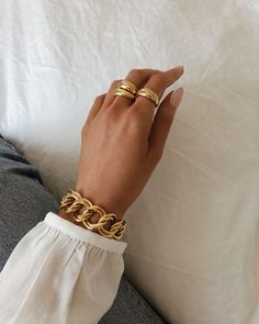 Dope Jewelry, Gold Accessories, Dainty Jewelry, Pretty Jewellery, Minimalist Jewelry, Jewelry Trends