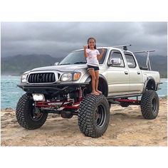 Lifted Toyota Tacoma Hawaii, Truck Aesthetic, Tacoma 2000