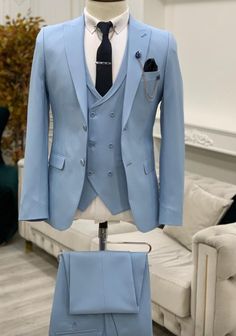 Prom Suits For Men Blue, Mens Suits Sky Blue, Blue Coat Pant, Sky Blue Suit, Peak Lapel Suit, Light Blue Coat, Slim Fit Suit Men, Quinceanera Dresses Blue