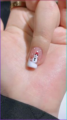 Get your nails holiday-ready with these 12 easy Christmas nail art designs! From festive patterns to classic colors, these ideas will make your manicure merry and bright. DIY your way to fabulous fingertips this Christmas! 🌟 #ChristmasNails #HolidayManicure Nail Colors Almond, Cute Easy Christmas Nails, Turkey Nail Designs, Turkey Nails Designs, Turkey Nail Art, Easy Christmas Nail Art, Christmas Nail Designs Easy, Classy Nail Art Ideas, Nail Art Noel