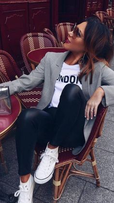 Blazer Outfits Casual, Homewear Fashion, Awesome Outfits, Home Wear, Minimal Chic, Casual Work Outfits, Fall Fashion Outfits