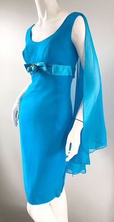 60s Wiggle Dress, 80s Closet, Fashion 60s Style, 1960s Clothes, 60s Outfit, Fashion 60s, Vintage Dress Blue, 1960s Dresses, Fierce Fashion