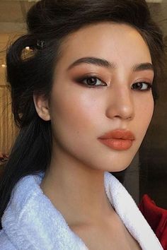 Makeup Bibir, Trucco Smokey Eye, Asian Eyebrows, Light Skin Makeup, Summer Wedding Makeup, Amazing Wedding Makeup, Best Wedding Makeup