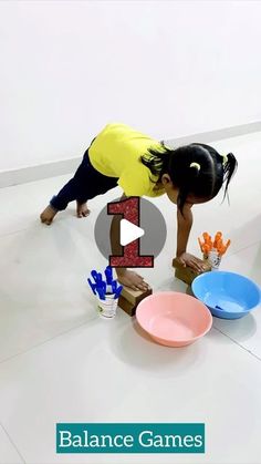 Balance Games, Kid Games Indoor, Games Indoor, Beach Hacks Kids, Beach Hacks Clever Ideas, Physical Activities For Kids, Indoor Kids, Diy Clothes Videos, Spring Easter Crafts