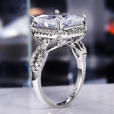 Fashion Oversized, Romantic Jewelry, Romantic Jewellery, Detailed Ring, Diamond Simulant, Silver Wedding Rings, Jewelry Rings Diamond, Radiant Cut, Victorian Jewelry