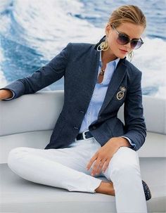 Work Outfits For Women business Please click here to read more. Work Outfits For Women business Classic Style Outfits, Summer Work Outfits, Casual Work Outfits, Work Outfits Women, Business Casual Outfits, White Pants, Office Outfits, Work Outfits