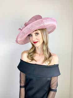 "Blush Pink Kentucky Derby Hat. Make your statement with this stunning, high quality piece! *100% Brand new, hand made and high quality. *Head circumference: 22.5\" and adjustable *Beautiful detail *Ordering 4 or more pieces? Message me about group discounts! Complete the look with our lace gloves! https://www.etsy.com/shop/QueenSugarBee?ref=hdr_shop_menu&section_id=17799374 ** Available to ship next business day. More Derby Hats & Fascinators here: https://www.etsy.com/shop/QueenSugarBe Navy Blue Fascinator, Hat Tea Party, Blue Fascinator, Womens Tea, Satin Headband, Church Hat, Tea Party Hats, Kentucky Derby Hat, Classic Hats