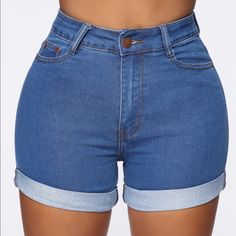 Fashion Nova Shorts. Never Opened Sizes 7 Fits True To Size. They Sent Me An Extra Pair By Mistake Tokyo Street Fashion, Short Curls, High Waisted Jean Shorts, Cuffed Shorts, High Waisted Shorts Denim, Denim Shorts Women, Grunge Style, Pants Length, High Waisted Denim