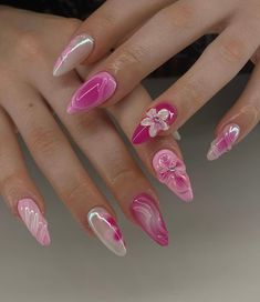 These beautiful press on nails are perfect for my customers who love pink! These are my favorite because pink is my favorite color :)  My press on nails lasts 2-3 weeks with proper prep and care taking. My press on nails are made with the highest quality material and made with care and perfection :) Sculpted Flower Nails, Circle Nails, Kitty Nail, Cruise Nails, Drip Nails, Girly Acrylic Nails, Classy Acrylic Nails, Short Acrylic