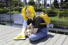 Tessa Violet Aesthetic, Yellow Hair Aesthetic, Short Yellow Hair, Hair Styles Lines, Short Bob Hair Styles, Tessa Violet, Bob Hair Styles, Short Bob Hair, Italian Hair