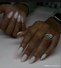 Wedding Nail Colors, White Almond Nails, Wedding Acrylic Nails, Long Gel Nails, White Gel Nails, Hard Gel Nails, Milky Nails, Acrylic Nail Set, Short Gel Nails