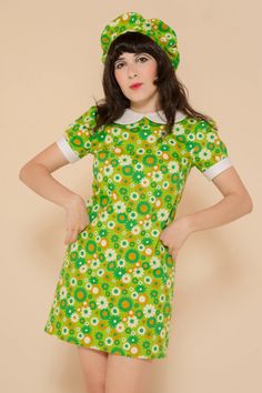 Green Daisy Mini-Dress – Miracle Eye Miracle Eye, Luanna Perez, Green Daisy, 60s 70s Fashion, Sharon Tate, Daisy Dress, 60s Mod, Handmade Hat, Daisy Print