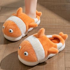 Size: 36to37, Color: Orange Kawaii Slippers Woman, Fish Slippers, Christmas Gifts For Brother, Crochet Feather, Clownfish, Cute Slippers, Crochet Bebe, Nick Jr, Boho Bedroom Decor