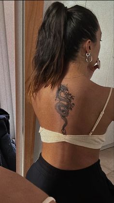 Dragon back tattoo Dragon Tattoo Back, Dragon Tattoo For Women, Back Of Neck Tattoo, Dope Tattoos For Women, Stylist Tattoos, Dragon Tattoo Designs