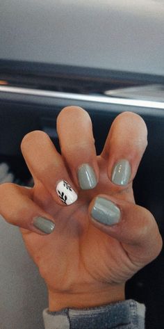 Sage green and leafs Country Gel Nail Designs, Western Wedding Nail Ideas, Mylee Gel Nail Designs, Cute Country Acrylic Nails, Finger Nail Painting Ideas, Cute Nails For Fall Short Simple, Sage Green Wedding Nails Bridesmaid, Western Short Acrylic Nails, Cute Nails Acrylic Design