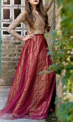 Skirt And Crop Top Indian, Skirt And Top Indian, Lehenga Simple, Anarkali Designs, Function Dresses, Long Gown Design, Lehenga Designs Simple, Velvet Dress Designs, Long Dress Design