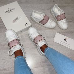 Balenciaga Adidas, Miu Miu Ballet Flats, Personal Shopper, Cute Fashion, Fashion Ideas, Ups, Balenciaga, Christian Louboutin, Adidas