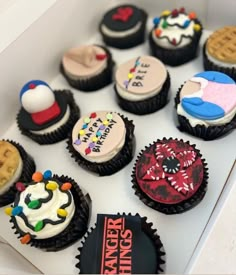 Heartstopper Cupcakes, Easy Stranger Things Cake, Stranger Things Cupcakes Ideas, Cupcakes Stranger Things, Stranger Things Cupcakes, Stranger Things Wedding, Stranger Things Food, Stranger Things Party Ideas