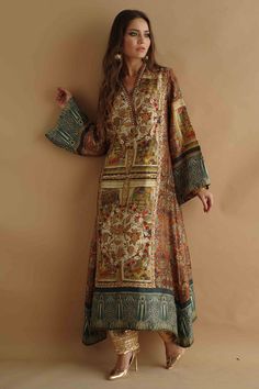 Shamaeel Ansari MR-4 Luxury Pret 2021 – Sara Clothes Pakistani Designer Suits, Desi Clothes, Designer Kurtis, Indian Dress, Indian Fashion Dresses, Designer Dresses Indian, Desi Fashion