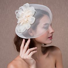 Categoria:fascinators,diademi,cappelli,Fiori; Larghezza disponibile:22 cm ca.; Genere:Per donna; Consigli:Il colore e il modello delle calzature potrebbero essere leggermente diversi da come appaiono nelle immagini.; Quantità:1; Occasione:Corsa di cavalli,Matrimonio,Tè,Festa / Serata; Materiale:Cristallo,Organza,Tessuto; Colore:Bianco,Nero,Beige; Dimensioni netto:15.015.010.0,0.0000.0000.000; Peso alla spedizione:0.045; Data di quotazione:10/11/2014; Categorie di base:Accessori abbigliamento; Pr Wedding Veil Blusher, Special Occasion Hats, Kentucky Derby Horses, Horse Wedding, Derby Horse, Blusher Veil, Organza Wedding, Melbourne Cup, Wedding Fascinators