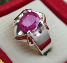 Dainty Ruby Ring, Mens Ruby Ring, Ring Ruby, Ring Halo, Ring Art Deco, Ring Antique, Ring Dainty, Dream Ring, Ruby Ring