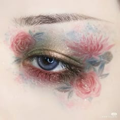 Floral Eye Makeup, Rose Eye Makeup, Flower Eye Makeup, Flower Eyeshadow, Whimsical Makeup, Dreamy Makeup, Funky Makeup, Floral Makeup, Flower Makeup