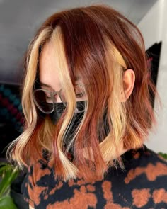 Copper Ginger Hair With Blonde Money Piece, Short Copper Hair With Money Piece, Villain Era Hair, Money Piece Copper Hair, Copper Hair Money Piece, Copper Money Piece Hair, Copper Hair With Money Piece, Ginger Hair With Money Piece, Auburn Hair With Money Piece