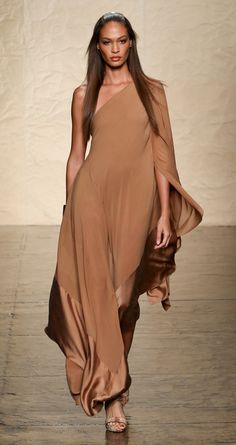 Mode Tips, Urban Wear, Plus Size Jeans, Donna Karan, Beautiful Gowns, Popsugar, Urban Fashion, Look Fashion, Runway Fashion