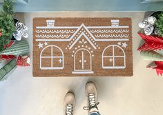 Welcome guests into a wintry fantasyland with our Gingerbread House Doormat! This white doormat will make your doorway more merry and bright - gingerbread house design and all! Available in 3 sizes. Gingerbread Doormat, Gingerbread House Decor, Outdoor Doormats, Girls Night Crafts, Diy Christmas Door, Christmas Door Decor, Gingerbread House Designs, Gingerbread Diy, Weathered Paint