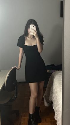 zara black dress Short Dresses Outfit Ideas, Black Dress For Concert, Small Black Dress Aesthetic, Cute Black Dresses Casual, Black Short Dress Aesthetic, Black Dresses Aesthetic, Black Dress Midsize, Semi Formal Black Outfits For Women, Graduation Outfit Black