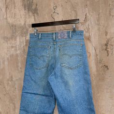 "Vintage Silver Medal Levis Jeans Made in USA Light Wash Denim Relaxed Fit 100% Cotton 90s Skate / Streetwear Great Condition: 7/10 (small marks, aka some character) Men's Size:  Waist: 32\" Length (inseam): 30\" Leg Opening: 8.5\" Thigh Opening: 11\" Front Rise: 13\"" 90s Style Blue Jeans, 90s Style Denim Blue Jeans, Jean Levis, 90s Skate, Skate Streetwear, Levis Vintage, Light Wash Denim, Vintage Levis, Levis Jeans