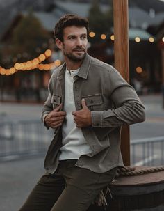 Mens Outfits Basic, Older Mens Casual Outfits, Mens Europe Fall Outfits, All Saints Menswear Style, Mcm Mens Fashion, Europe Men Fashion Fall, Italy Mens Fashion Winter, Guys Fall Outfits Casual, Men Fashion 40 Year Old