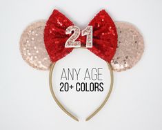 ● This listing ● ROSE GOLD Mouse ears with YOUR CHOICE bow color + ROSE GOLD birthday number ● Shipping ● We do our best to ship same day or the next business day (Holidays not included) ●We offer a wide variety of ears for all occasions, find all of our cute products here● https://www.etsy.com/shop/CutestLittleHeadwear ● Share ● Tag us @CutestLittleHeadwear on Instagram so we can show you some love! ● Listing photos credit ● Rose Gold Minnie Ears, Rose Gold Birthday, 21st Birthday Outfit, Cute Products, Disney Ears Headband, Disney Headbands, Birthday Headband, Minnie Mouse Ears Headband, Chandler Az