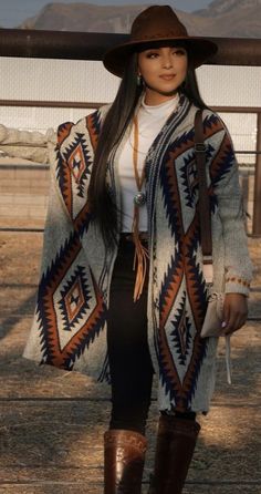 Fall Western Outfits Women, Vaquera Outfit Mexican, Takuachita Outfits, Cowgirl Outfits For Women, Mode Country, Look Hippie Chic, Cute Cowgirl Outfits, Cowgirl Style Outfits, Outfits For Mexico