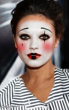 Mime makeup... Easy Halloween make up Carnaval Make-up, White Makeup, Halloween 2014, Mila Kunis, Clown Makeup