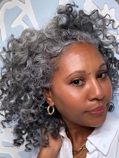 Silver Curls Grey Hair Blending, Vegan Soul Food Recipes, Curly Grey Hair, Gray Haircut, Grey Transition, Gray Blending, Hair Blending, Subtle Blonde Highlights, Vegan Soul Food