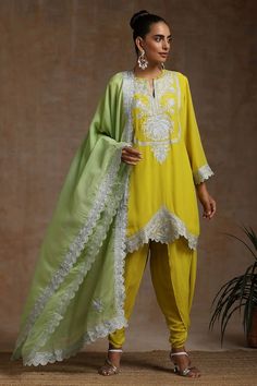 Buy Green Kurta And Pant Velvet Sequin Gardenia Yoke Short Set For Women by KARAJ JAIPUR Online at Aza Fashions. Kashmiri Embroidery, Tulip Pants, Set Saree, Embroidered Border, Work Suits, Pattern Embroidery