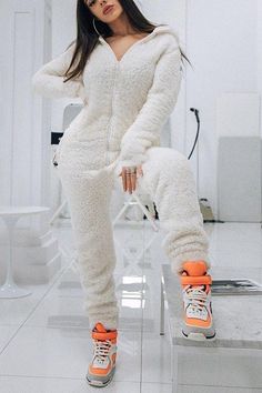 Fuzzy Hoodie, Bell Jeans, Bath Dress, Knit Two Piece Set, Collar Jumpsuit, Pocket Jumpsuit, Wrap Jumpsuit, Jumpsuit With Sleeves, Long Sleeve Blazers