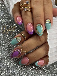 Nail Asthetic, Nail Aesthetics, Nail Designs Bling, Nail Magic, Indoor Ideas, Fab Nails, Glittery Nails