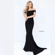 Never Worn Floor-length Evening Dress With Sweep Train For Black-tie Events, Black Dress With Sweep Train For Black-tie Events, Black Full-length Dresses For Black-tie Events, Black Gown With Sweep Train For Black-tie Events, Black Maxi Gown For Black-tie Events, Formal Gown, Sherri Hill, Size 6 Dress, Formal Gowns