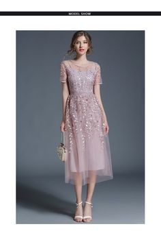 Elegant Mesh Short Sleeve Sky Blue Flower Dress - Uniqistic.com Modcloth Wedding Dress, Summer Mother Of The Bride Dresses, Blue Flower Dress, Short Summer Dresses, Floral Embroidered Dress, Blonde Brunette, Maxi Robes, Midi Short Sleeve Dress, Long Summer Dresses