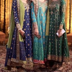 Grooms Sister Outfit Pakistani, Dr Haroon Bridal Dresses, Dr Haroon Bridal, Dr Haroon, Eid Kurta, Wonderland Characters, Animal Friendships, Asian Wedding Dress Pakistani, Dresses For Bride