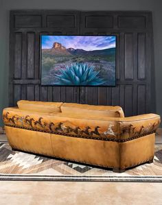 American made Duncan Mustang Tan Leather Couch with hand painted Mustang horses - Your Western Decor Paint Leather Couch, Luxury Leather Furniture, Couch Luxury, Rustic Couch, Luxury Leather Sofas, Paint Leather, Succulent Wall Art, Leather Hides, Western Rustic