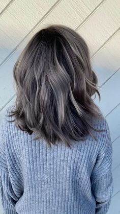 Balayage With Black Roots, Silver Highlights Hair, Blonde Highlights Dark Hair, Hair With Silver Highlights, Highlights Dark Hair, Hair Highlights Blonde, Dark Grey Hair Color, Brown Hair With Silver Highlights, Silver Balayage